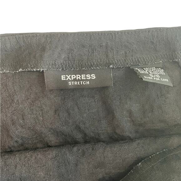 Express Black Jacquard Stretch Mini Skirt 5/6 – Side Zip, EUC - Picture 4 of 5